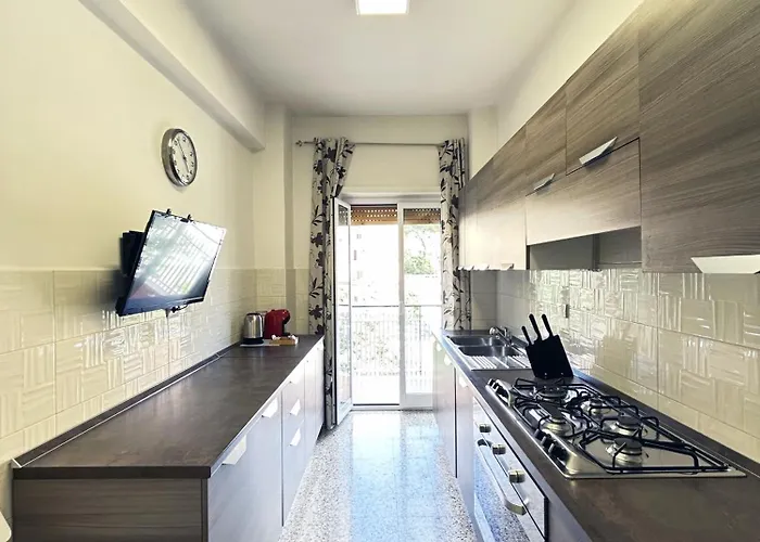 Prella House 50 Mt Da Metro B Jonio Apartment Rom